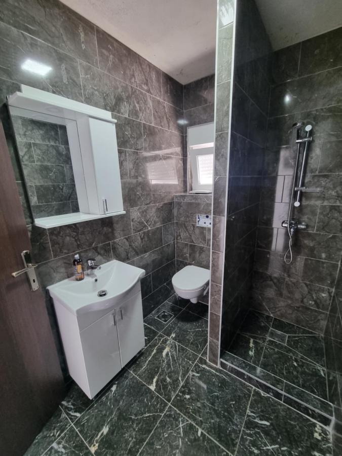 Apartmani Milic Kotor Exteriör bild