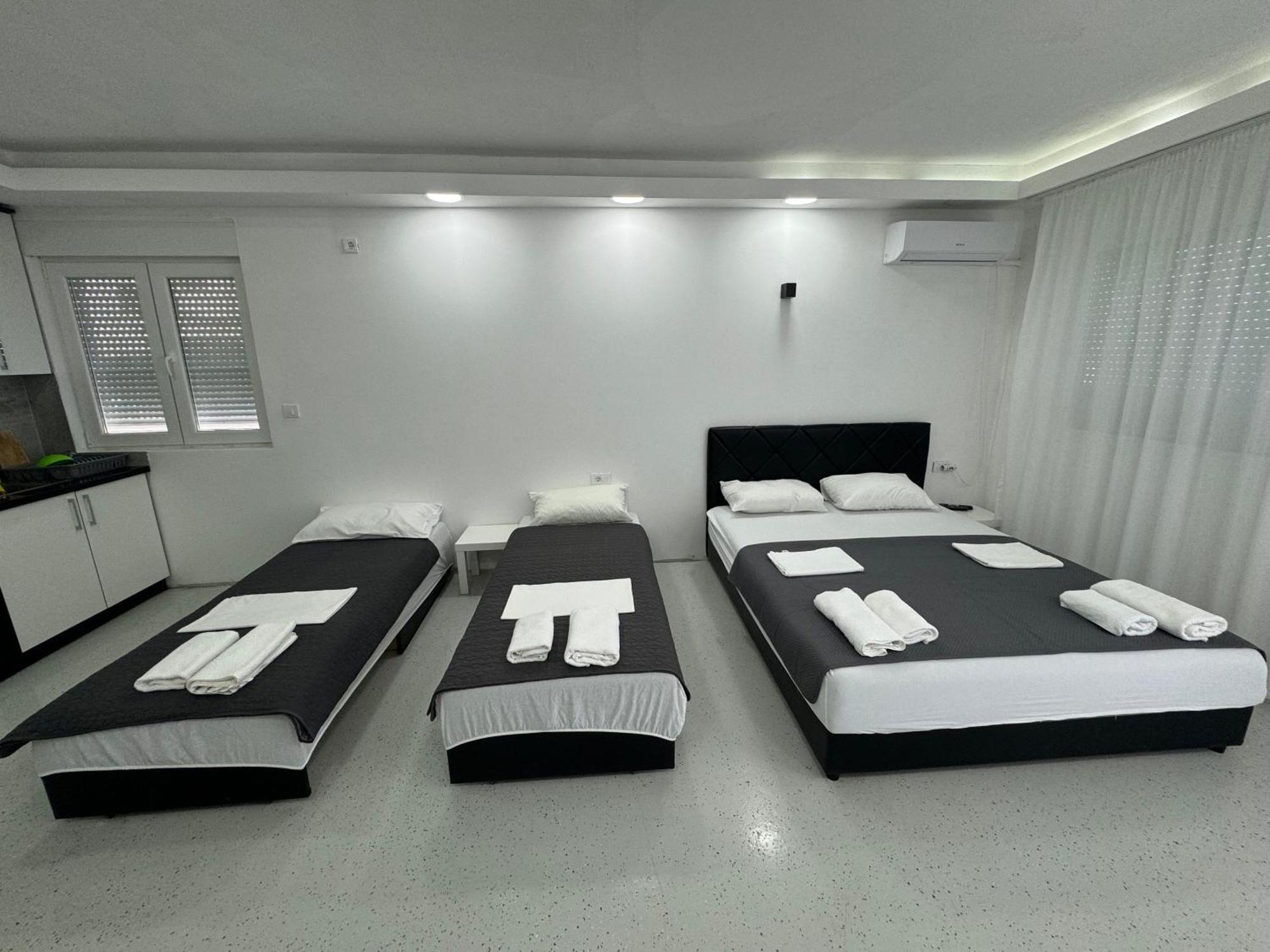 Apartmani Milic Kotor Exteriör bild