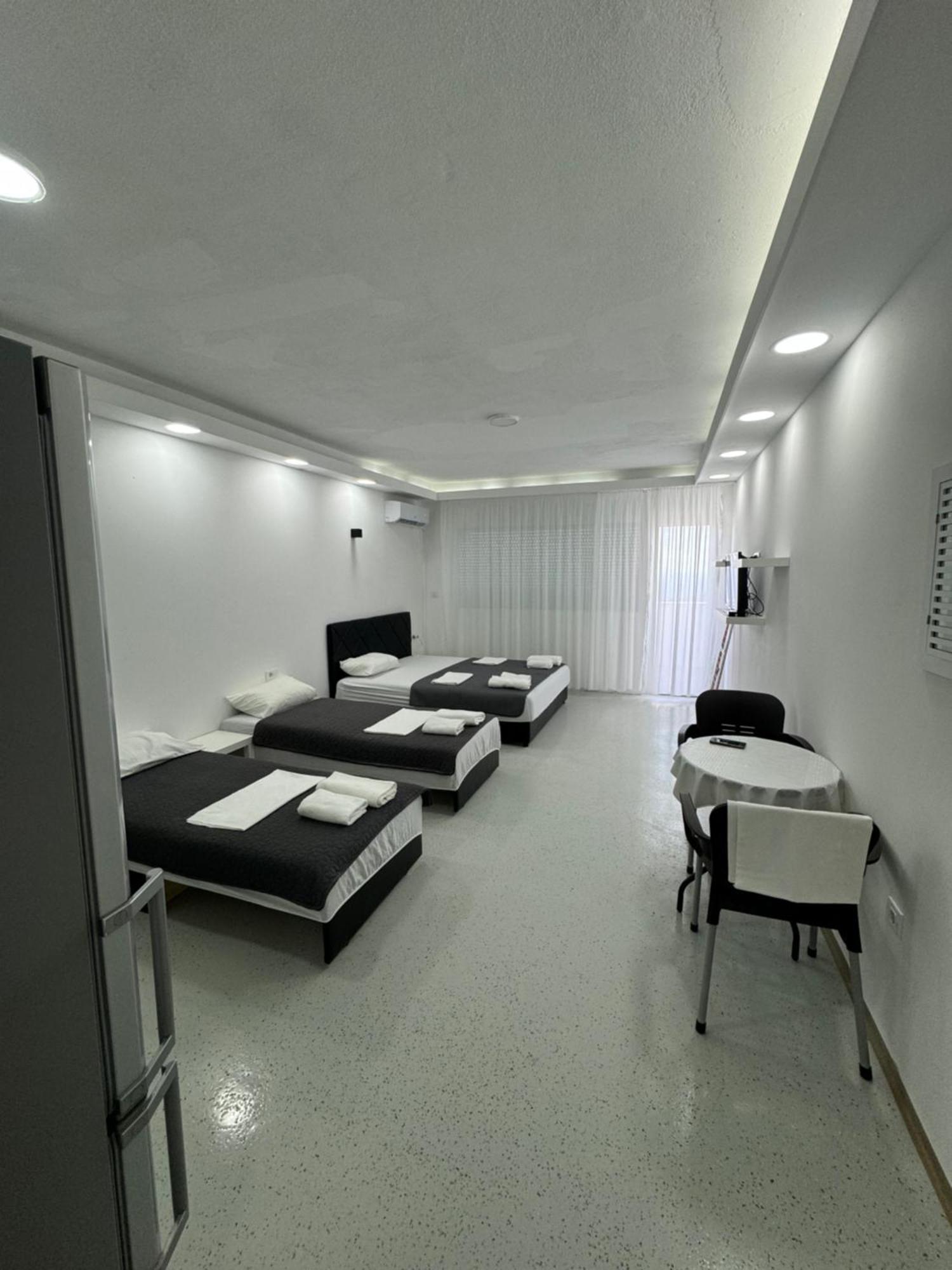 Apartmani Milic Kotor Exteriör bild